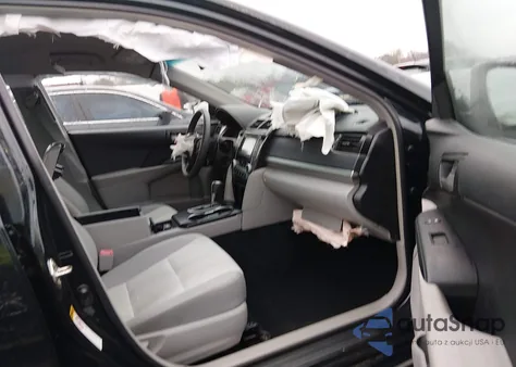 2014 Toyota Camry Le z USA, uszkodzony, nr VIN 4T1BF1FK7EU842156